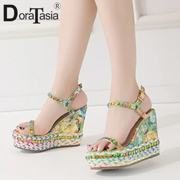 

DORATASIA Fashion Summer Lady Sandals Metal Buckle Strap Sandals Women Crystal High Wedge Platform Colorful Party Shoes Woman