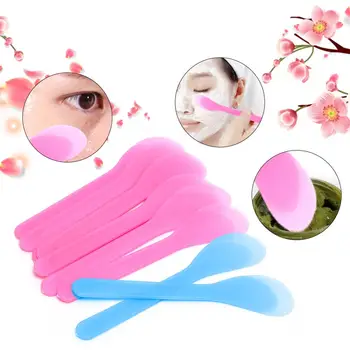

10Pcs Plastic Facial Mixing Mud Mask Brush Spoon Applicator Face Skin Care Tool Helps to apply the mud mask on the face evenly.
