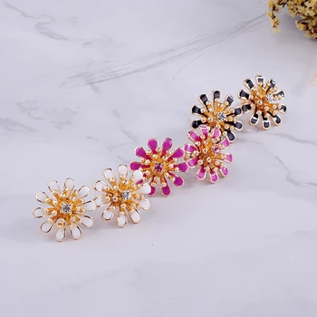 

Fashion Cute Black/Pink/White Enamel Crystal Flower Stud Earring For Women Handmade Date Gift