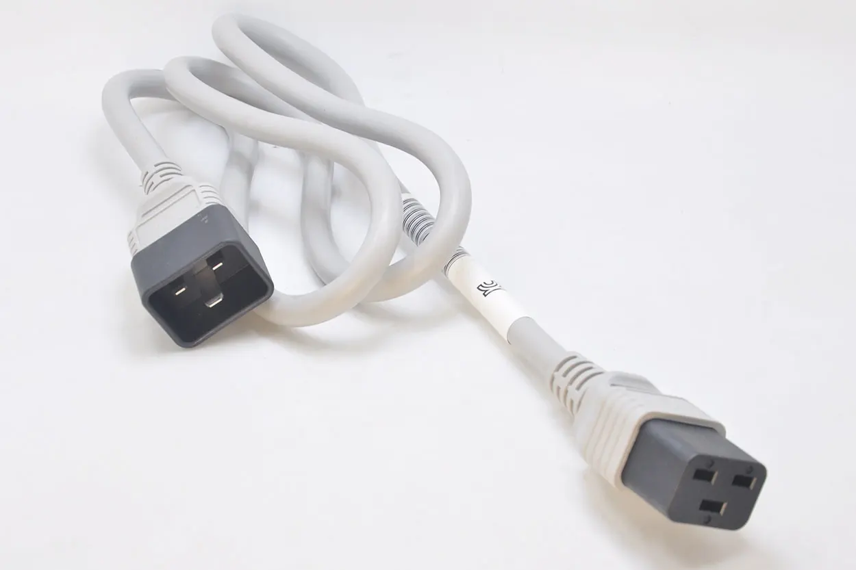 Кабель питания 1 2 м 4 фута HP 3 × SU01001-13002 мм² 14AWG 16A IEC320 C19-C20 242867 -007 | Компьютеры и офис