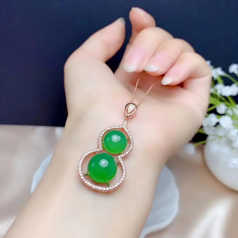 

attractive natural green chalcedony pendant of necklace for women jewelry real 925 silver gold plated natural gem party gift