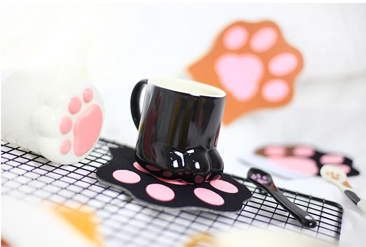 Black 3D Cat Paw Cup with Lid