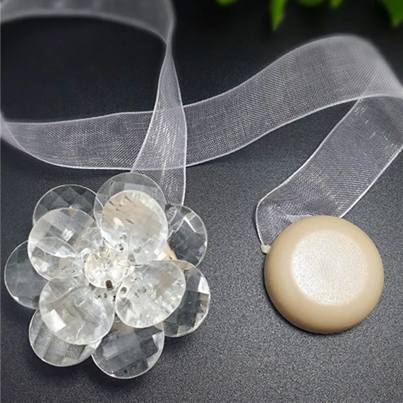 

Factory direct magnetic curtain accessories magnet buckle strap Korea flower curtain clip