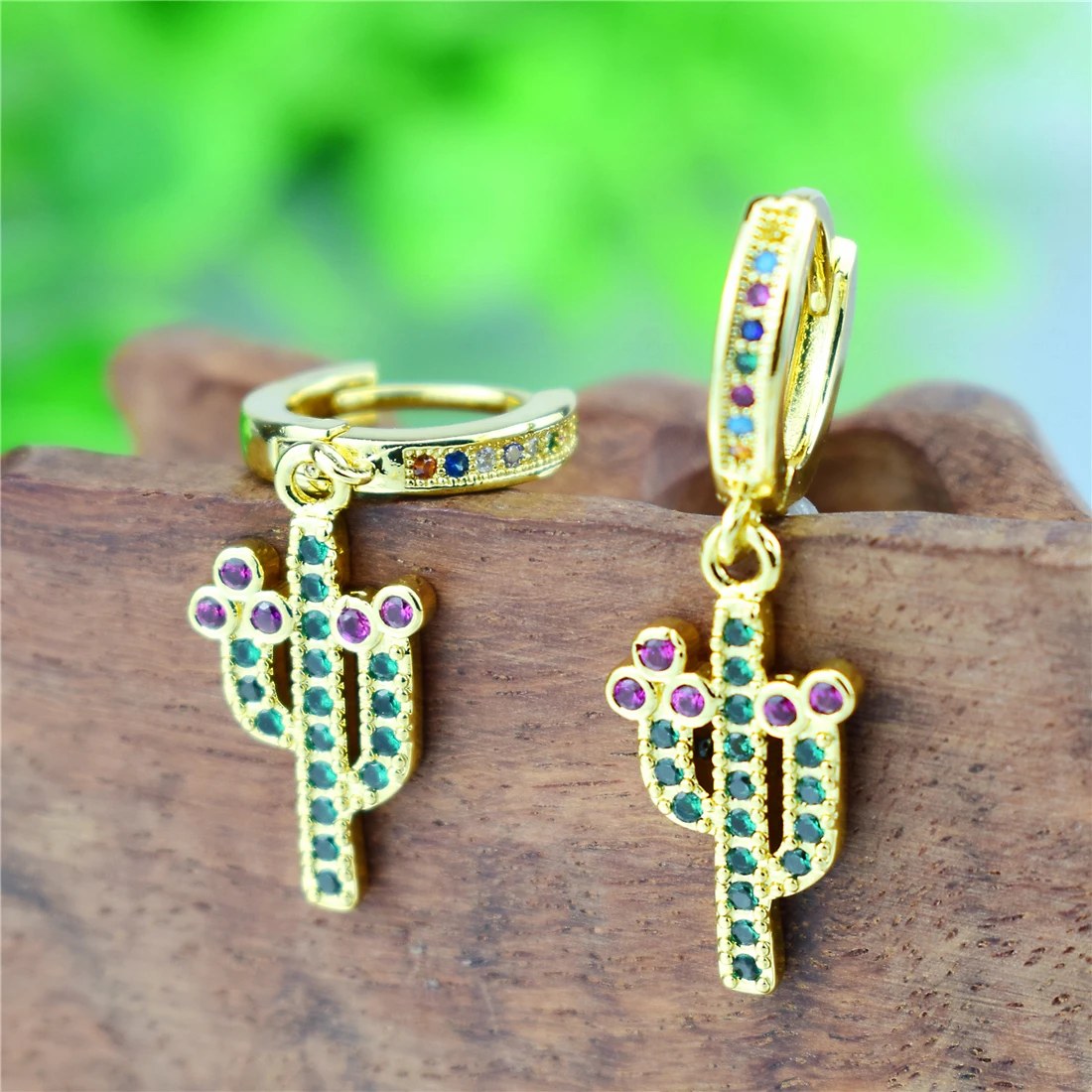 

2021 New Rainbow Cactus Stud Earrings Fashion Multicolor Copper Rainbow CZ Zircon Small Earrings Women Girls Gold Filled Jewelry