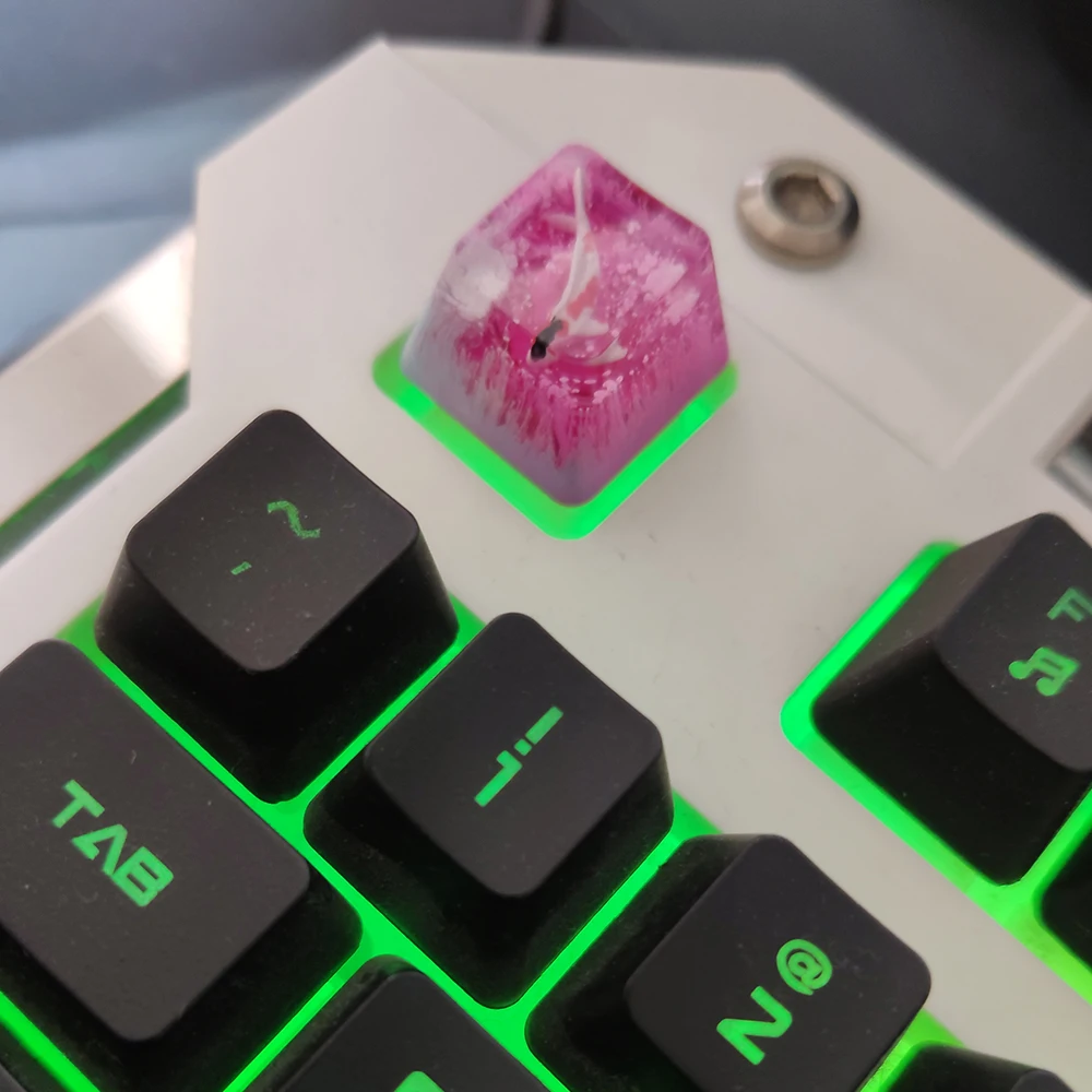 Pink koi ESC keycaps