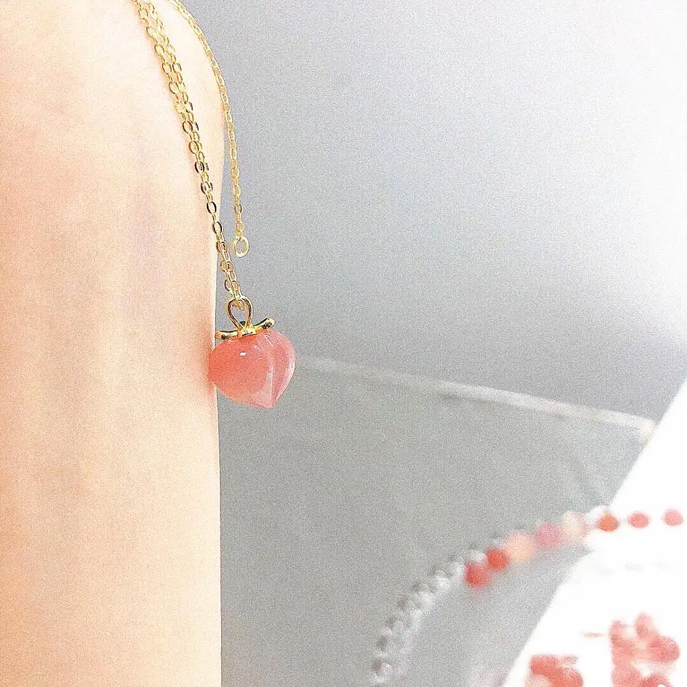 Natural Stone Quartz Red Peach Cherry Pendant Necklace For Woman Metal Chain Plated 14K Gold Necklace Choker Sweet Jewelry Girl