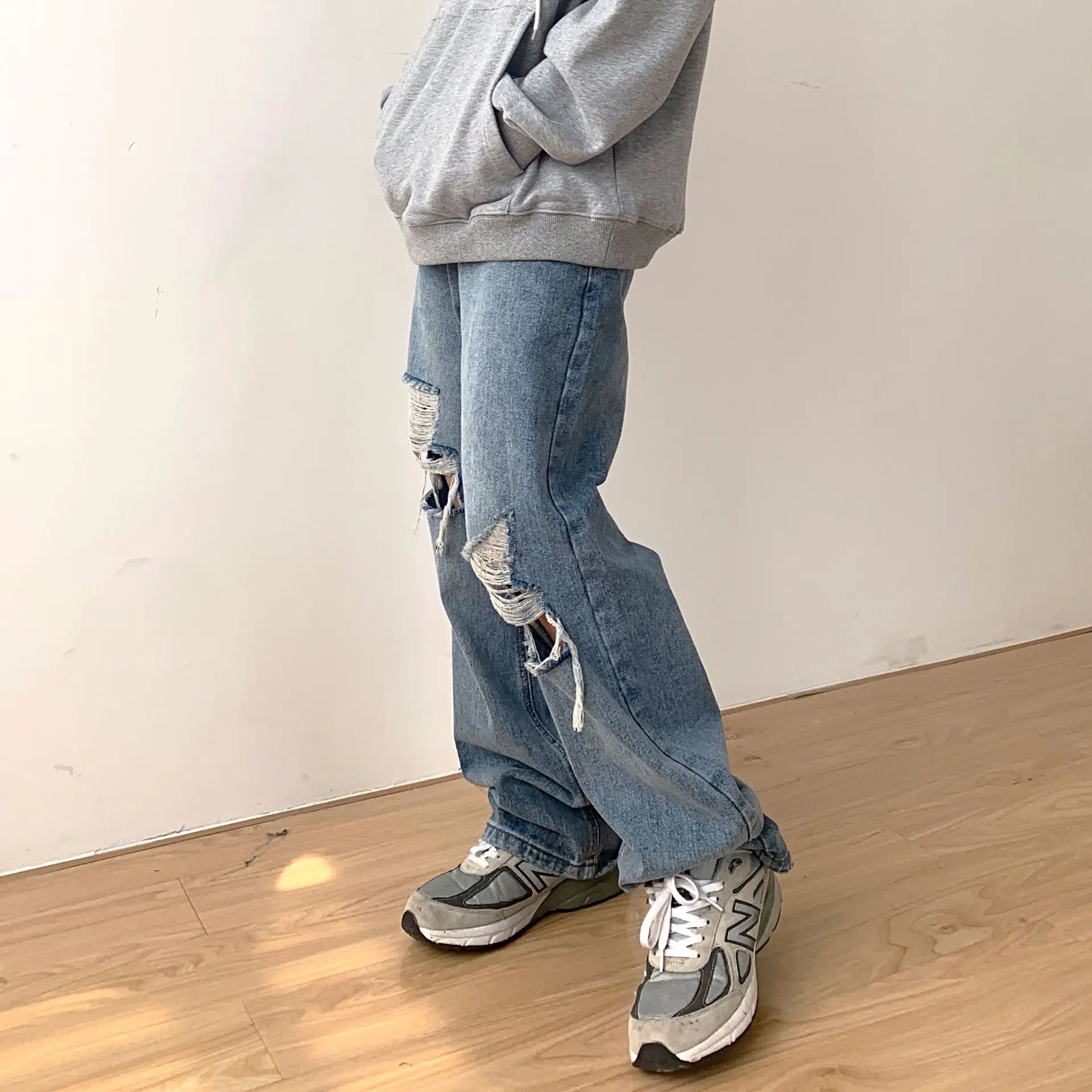 Ripped Mopping Jeans Men's Loose Washed-out Straight Draping Harajuku Style Japanese Retro Fashion Male Designer Jeans for Men