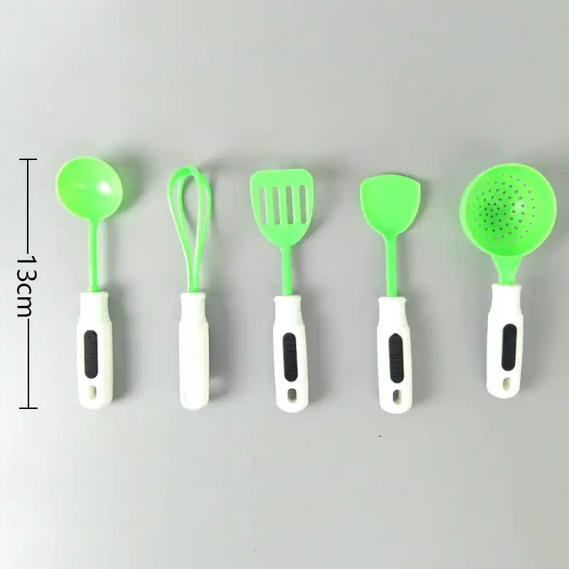 6 diy barbie miniatures