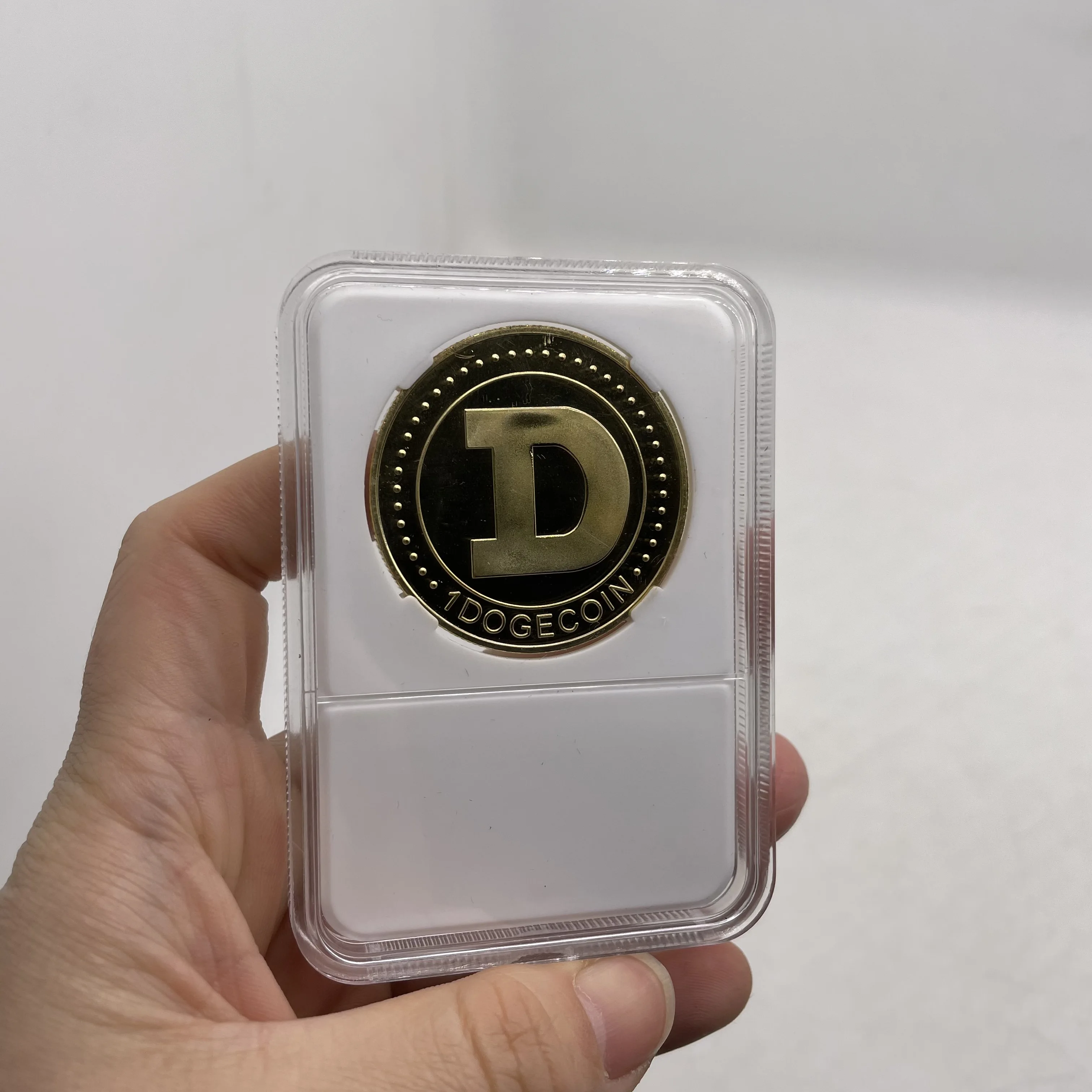 36 types Dogecoin/Bitcoin/ETH/Litecoin/Dash/Ripple/Monero/EOS Metal Physical Silver/Gold Ada Cardano Coin with Acrylic  Case winifred sanderson costume