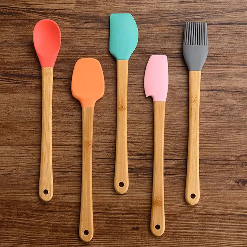 5Pcs/Set Baking Brush Spoon Scraper Set Home Bakery Wooden Handle Silicone Head Kitchen Baking Cooking Tool Kit