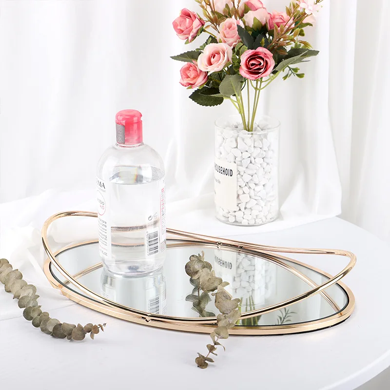 

Nordic Retro Storage Tray Iron Oval Dotted Fruit Plate Cosmetics Jewelry Display Mirror Tray for Hotel Living Room Bar
