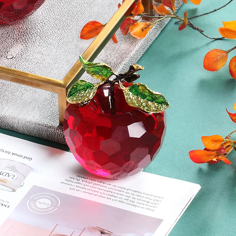 

1PC Modern 3D Crystal Paperweights Glaze for Apple Figurine Ornaments Crystal Crafts Office Desktop Decor