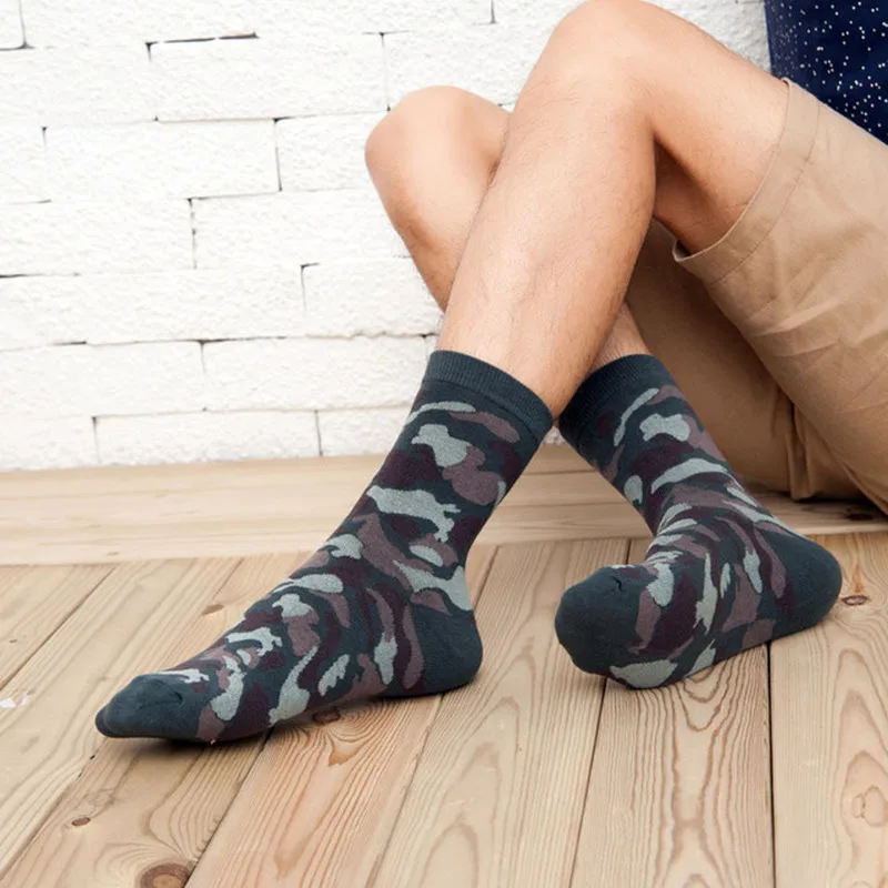 Military Fashion New Autumn Winter Men Socks Jacquard Camouflage Socks Hip Hop Socks olive camo Arts Funny Hip Hop 3D Prints S6