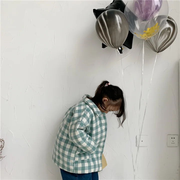 Новое поступление года; теплое клетчатое пальто для мальчиков и девочек; теплая зимняя модная детская куртка с длинными рукавами
