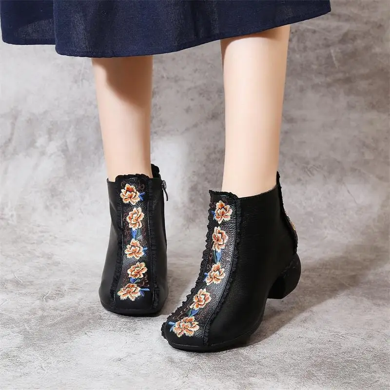 

Boots Women's Genuine Leather 2019 Autumn And Winter New Style Ethnic Embroidery Chunky Semi-high Heeled Woolen Cotton Cowhide S