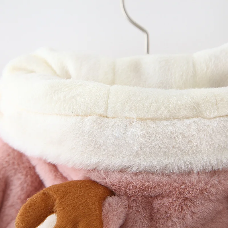 9476231398_107806272