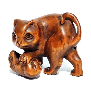 

Y6850 - 2 " Hand Carved Japanese Boxwood Netsuke - Cat and Mouse Playful Figurines