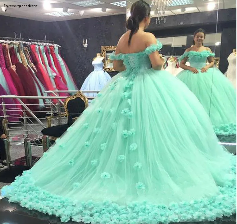 Elegant Mint Green Quinceanera Dresses 2018 Sweetheart backless ball gown hand made flowers prom dress Sweet 16 Dress  158 (2)
