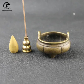 

Three-legged gourd Censer Incense burner retro copper Chinese Buddha Incense Holder Burner Brass Mini Sandalwood Censer Incense