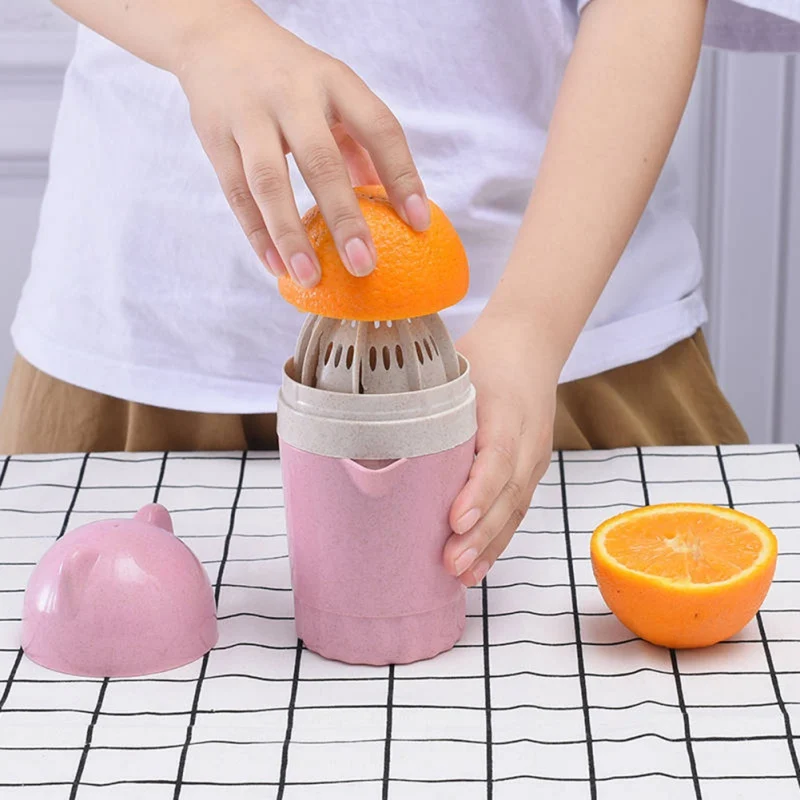 

1PC Portable Manual Juicer Cup Orange Juicer For Citrus Lemon Fruit Squeezer 100% Original Juice Child Healthy Juicer Machines