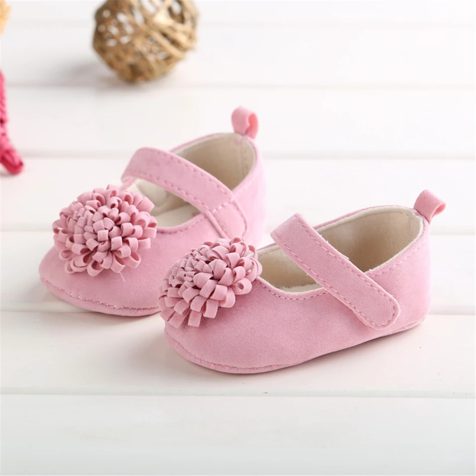 Обувь ярких цветов для новорожденных; нескользящая обувь с мягкой подошвой; классическая обувь принцессы для девочек; детская кроватка с большим цветком
