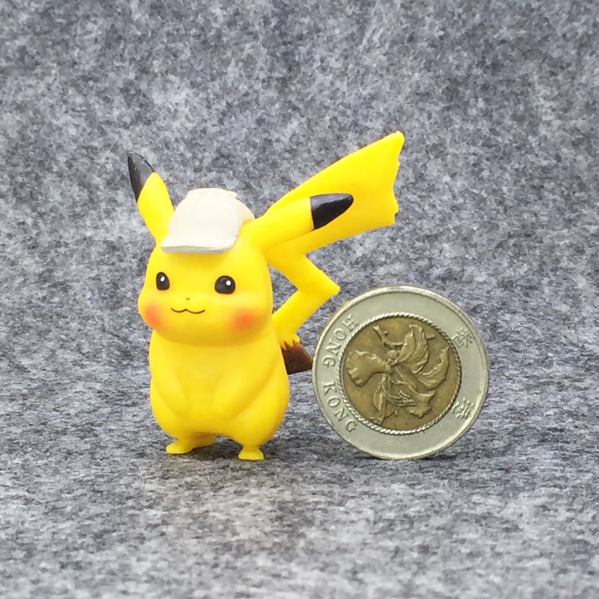Takara Tomy Pokemon Detective pikachu Psyduck Mewtwo Bulbasaur Squirtle Eevee anime action& toy figures model