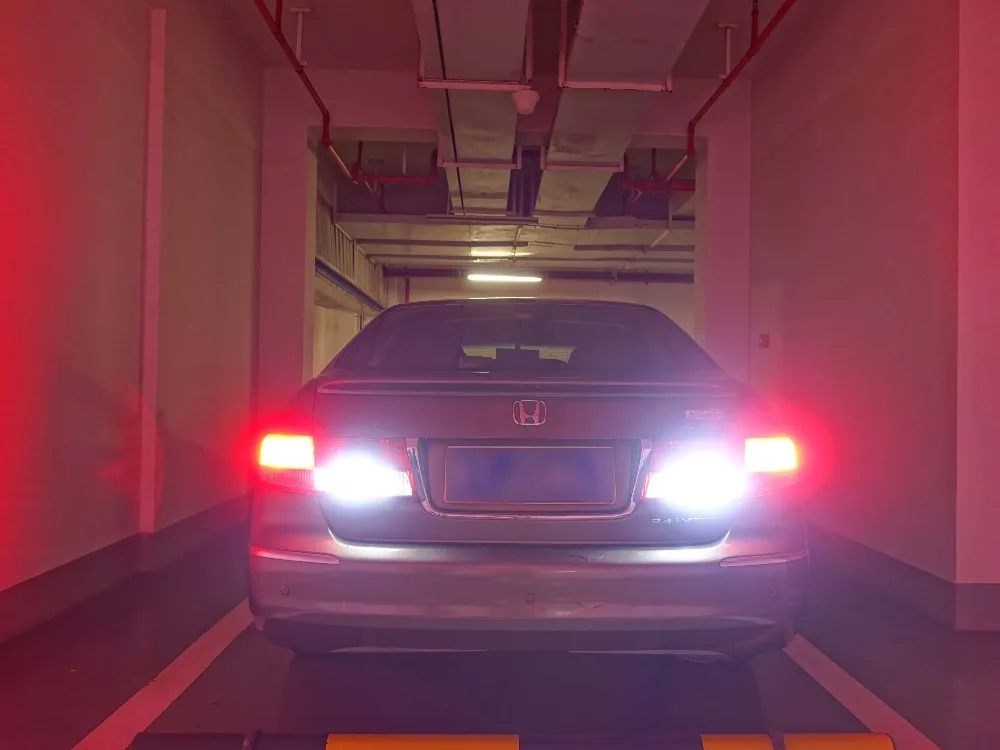 倒车+刹车