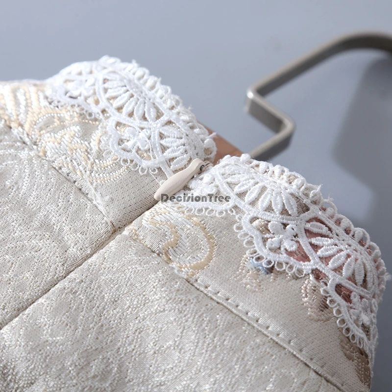 8376233260_1438024557