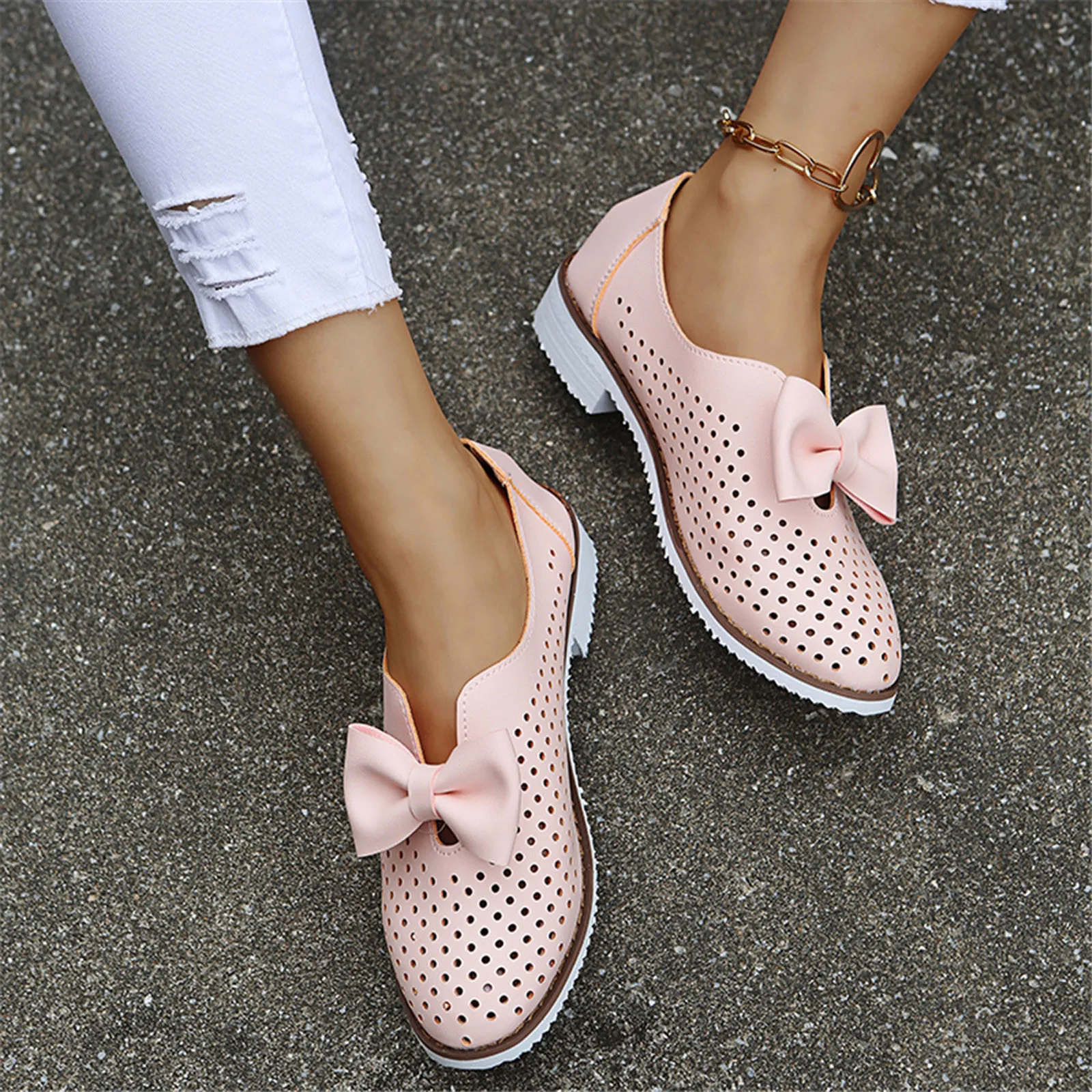 

Sandals Women Summer Hollow Bowknot Women's Shoes Large Size Casual Sandals Indoor Outdoor Flip Flops Beach Shoes Women Slipper
