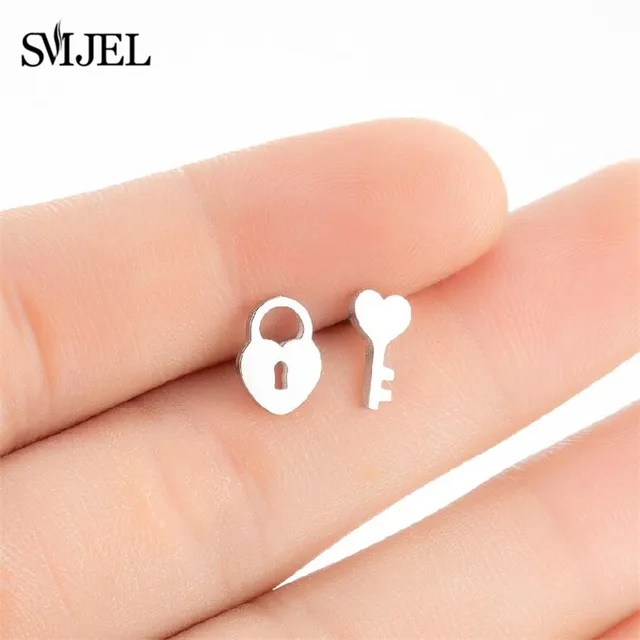 Punk Stainless Steel Earrings for Women Fashion Jewelry 2021 Lighter Compass Expression Lung Rocket Earring Weird Christmas Gift 428