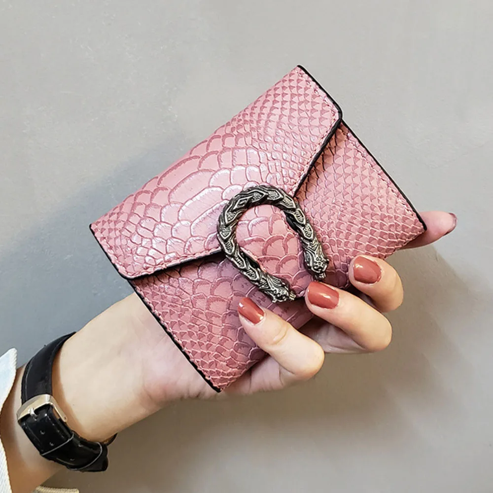 Women's short wallet retro wild wallet women's Snake pattern buckle wallet simple fashion ladies clutch Free shipping - Цвет: A-4