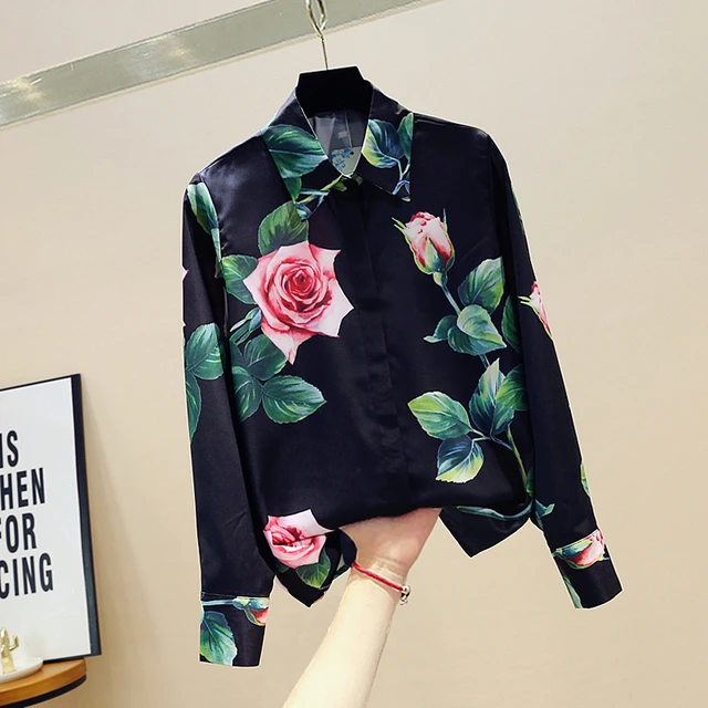 Blusa Estampada com Rosas