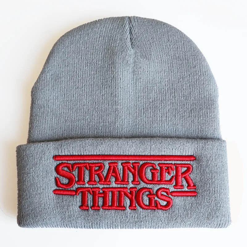 Новинка, шапка с надписью «STRANGER THINGS», шапка с надписью «Friends Don't Lie», теплые зимние шапки, шапки в стиле хип-хоп, вязаные шапки с вышитыми буквами, черные, красные - Цвет: Gray1