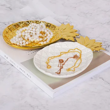 

Pineapple Ceramic Storage Tray Pineapple Jewelry Pallet Food Pallet Dry Fruit Plate Home Decoration Plate