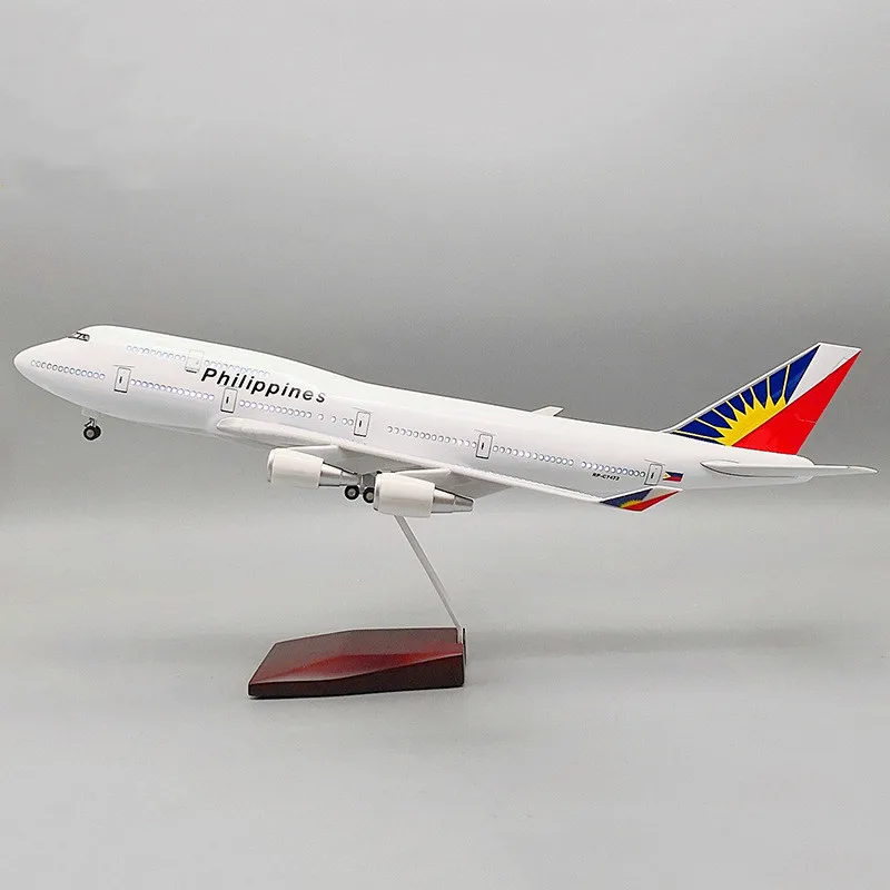 

47CM Boeing 747 B747 Model Philippine Airplane Model Body W Passenger Plane Light Aircraft Toy Souvenir Gift Collection Display