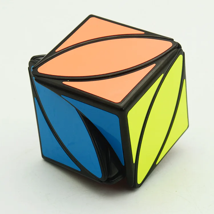 QiYi три в виде четырехлистного клевера тисненый кубики 3x3 волшебный куб, странная-shape форме, благодаря чему создается ощущение невесомости с 3x3x3 Волшебные кубики Скорость-Профессиональный Кубик Рубика от головоломки игрушки Детский подарок