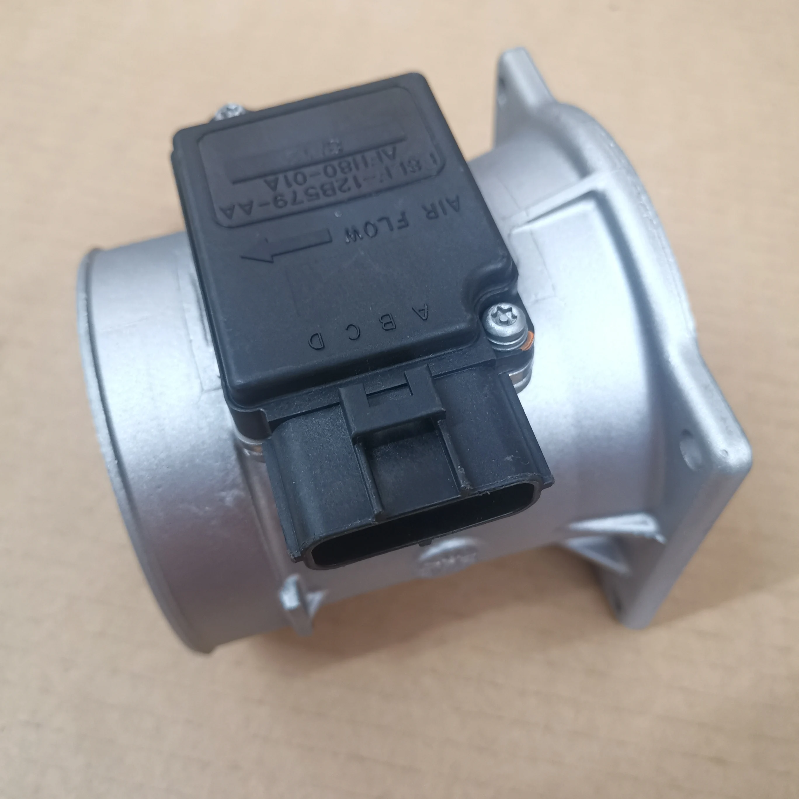 Качественный датчик расхода воздуха расходомер OEM F8LF-12B579-AA F8LF12B579AA AFH80-01A AFH8001A отремонтированный