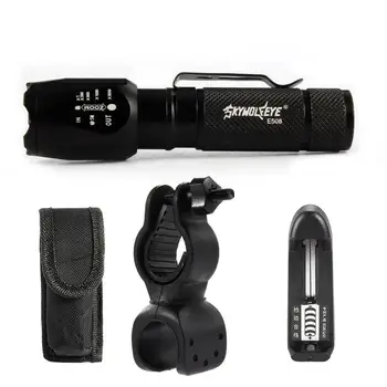 

8000 LM Zoomable T6 LED Flashlight 3 Modes 14500 AA Focus Light Pouch Charger Clip