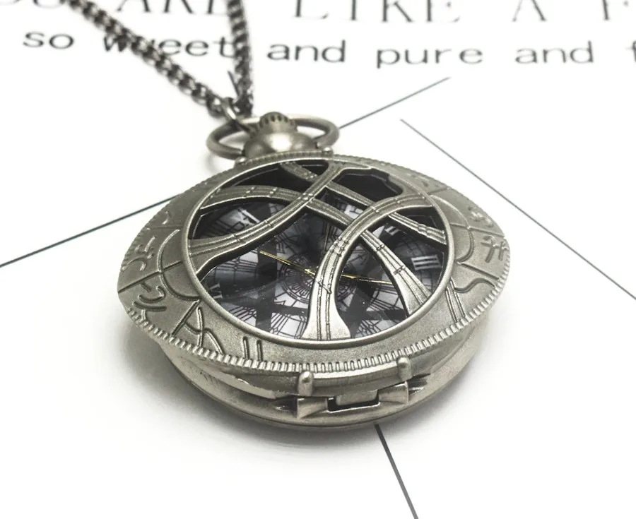 new-classic-eye-shape-hunter-quartz-pocket-watch-dragon-eyes-wolf-necklace-chain-pendant-gifts-for-mens-womens-watch