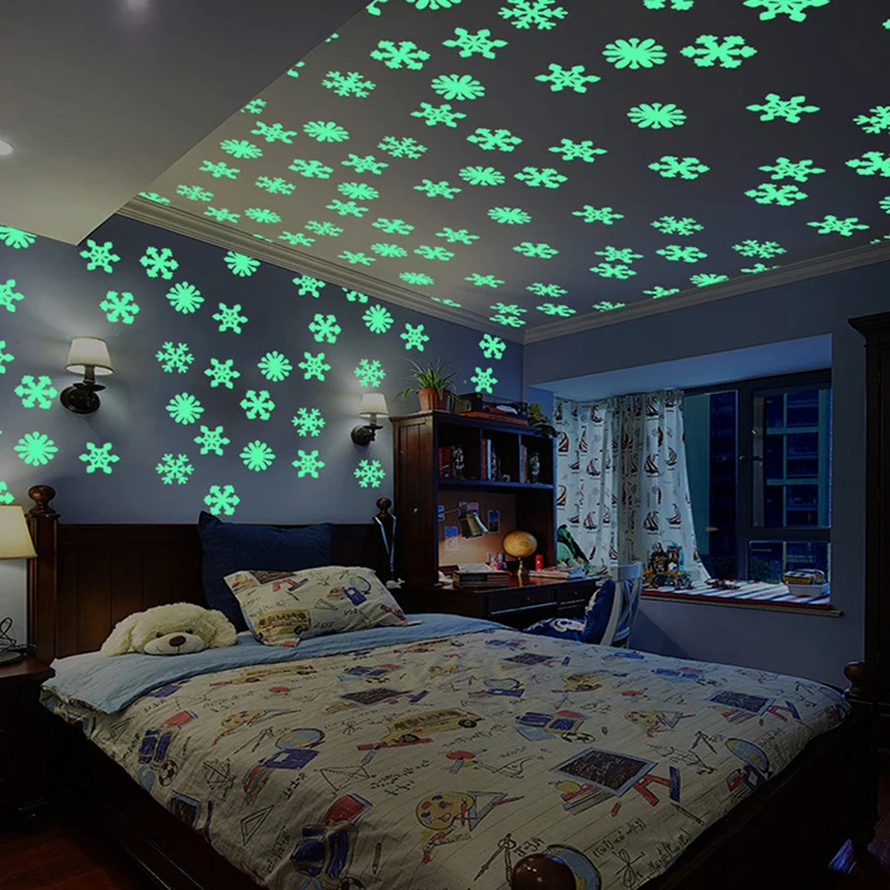 50Pcs Home Decorative Luminous Snowflake Glowing Wall Stickers