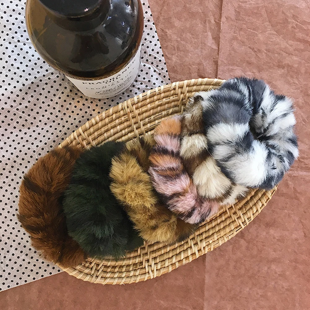 

Vintage Leopard Hair Ring Fluffy Faux Fur Elastic Rubber Bands Hair Ring Rope Tie Girls Scrunchie Headbands Hair Accessories