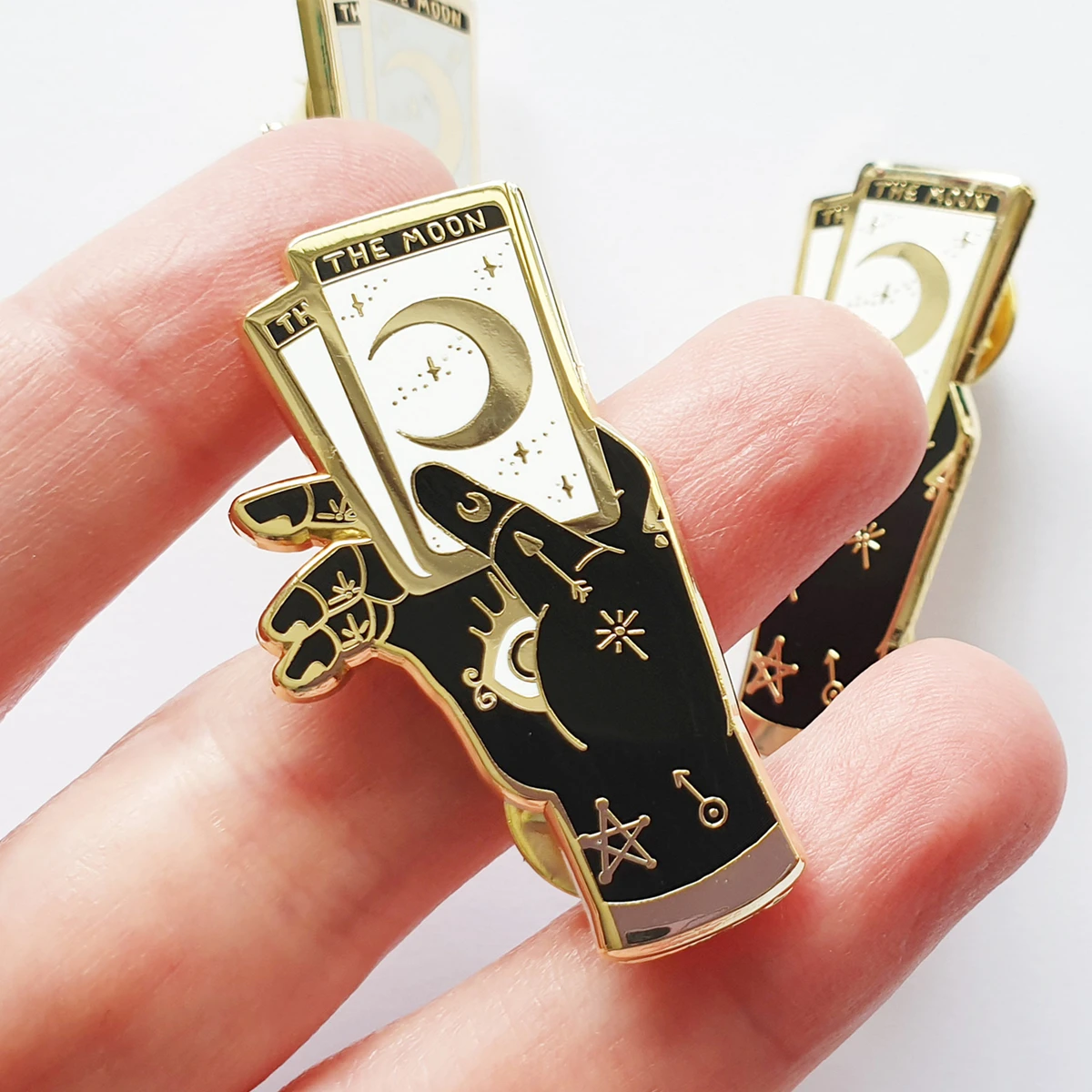 Mysterious The Moons Tarot Enamel Pin Unique Occult Hand Witch Golden Brooch Accessories Fashion Lapel Backpack Pin Jewelry - AliExpress