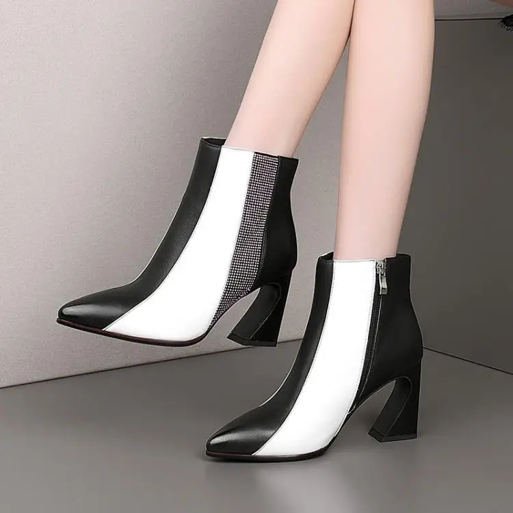 

With pointed leather female thick with high Martin boots color matching short canister boots head layer cowhide