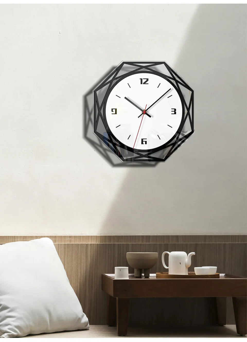 New Products Hot Selling Home Decoration Acrylic Wall Clock Creative Black And White Transparent Clock Living Room Library Clock