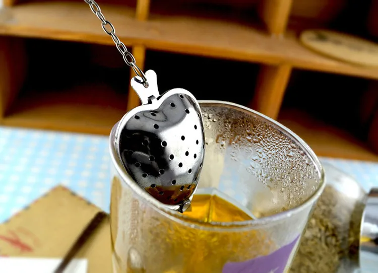 1 шт., практичная ложка-ситечко для чая в форме сердца из нержавеющей стали, фильтр для чая с крутой ручкой