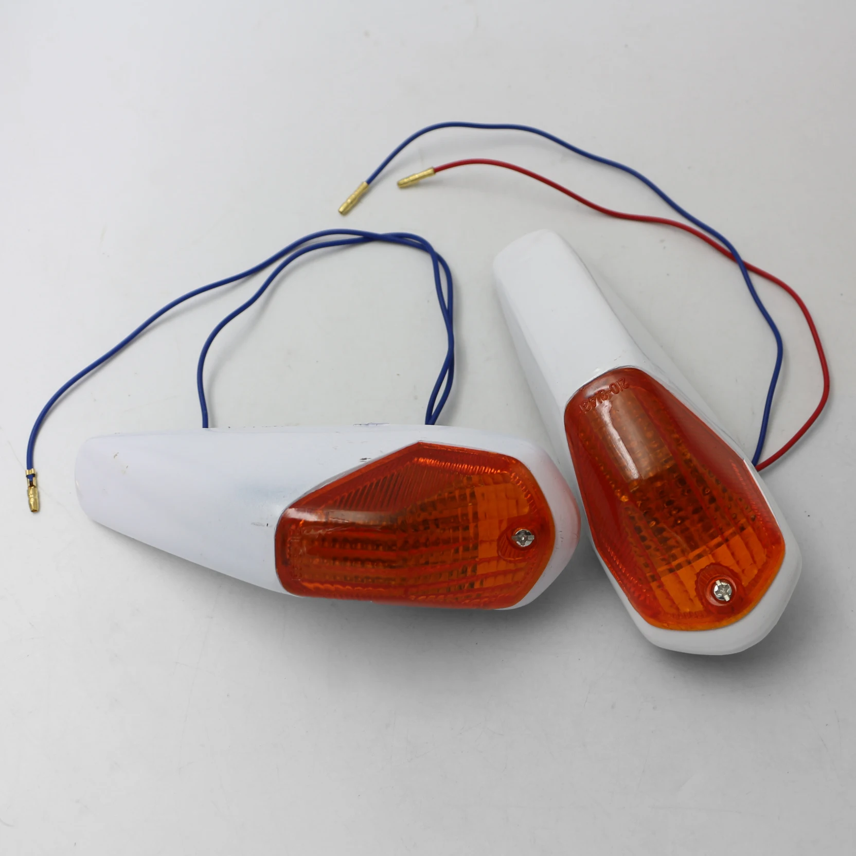 

Tail Light Brake Turn Signal For Yamaha TZR250 1KT 87-88 FZR400 1WG EXUP 1986-1988
