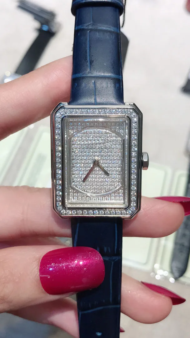 silver and blue Новейшие женские часы из натуральной кожи с камнями, красный/розовый/черный ремешок для часов, прямоугольные кварцевые наручные часы, модные дизайнерские часы для женщин - Цвет: silver and blue