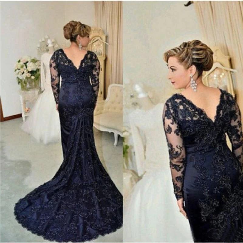 - Charming Dark Navy Lace Mermaid Long Sleeve Mother of the Bride Dresses V Neck Wedding Party Gowns Back Out 2020