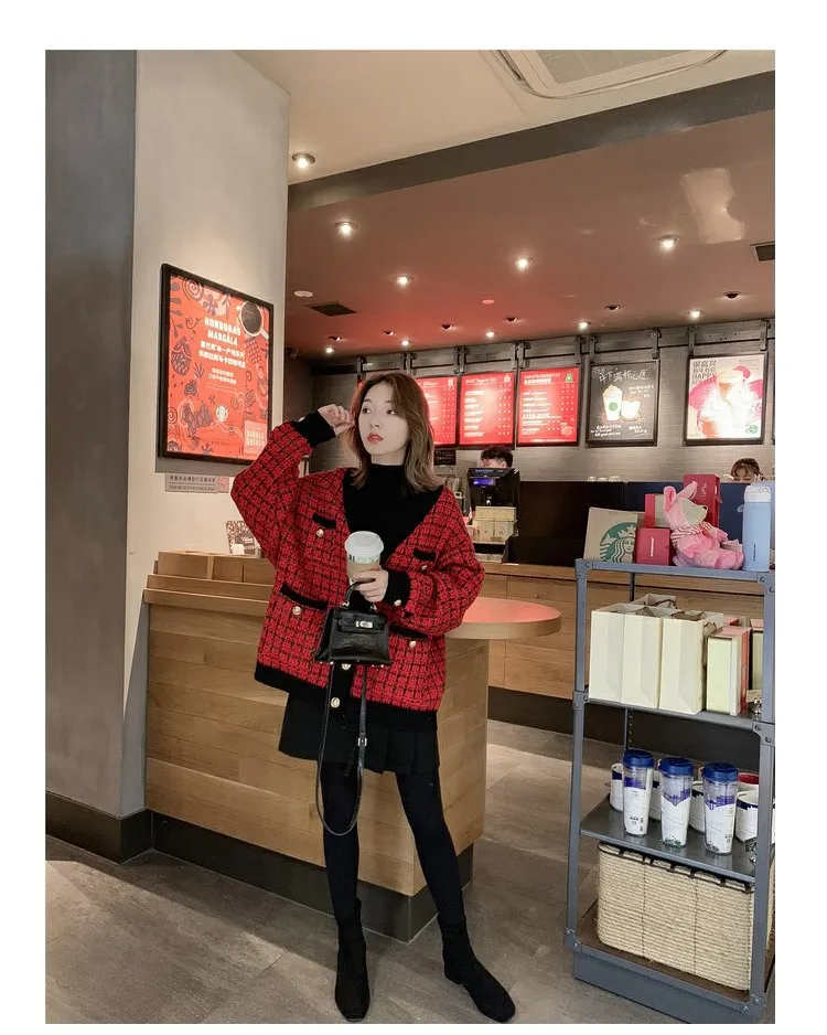 11897408478_718318349