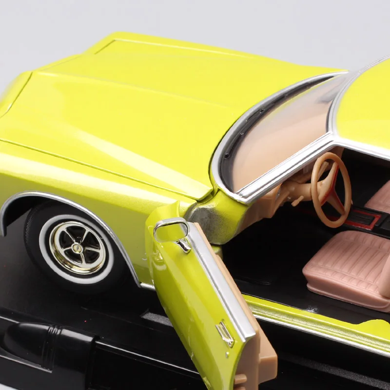 1/18 большой масштаб Роскошная классика 1971 Buick Riviera GS super boattail литые автомобили модели Детские Авто Машинки Игрушки коллекционные для мальчиков